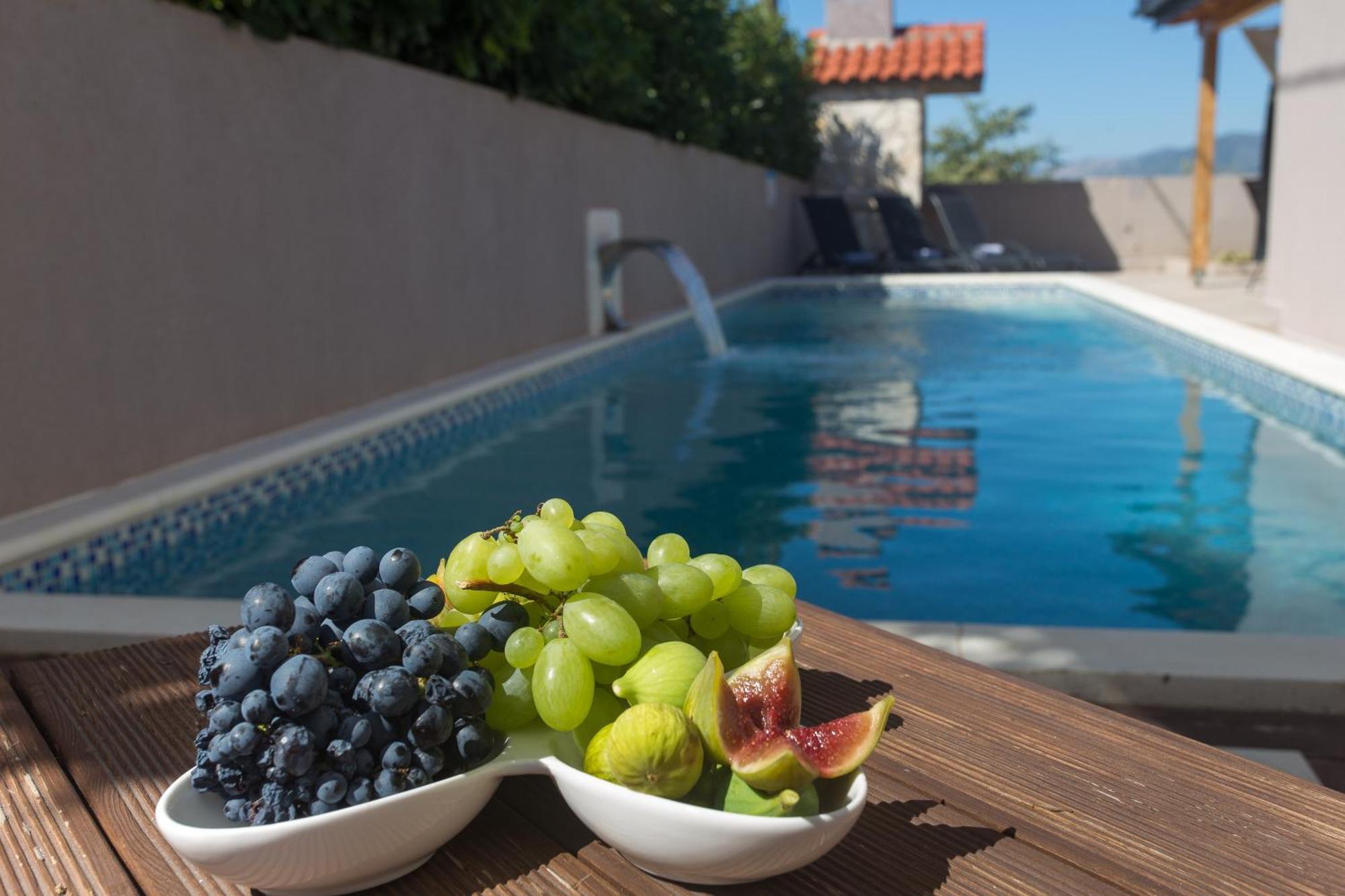 Life - New And Luxury Holiday House Kaštela 외부 사진