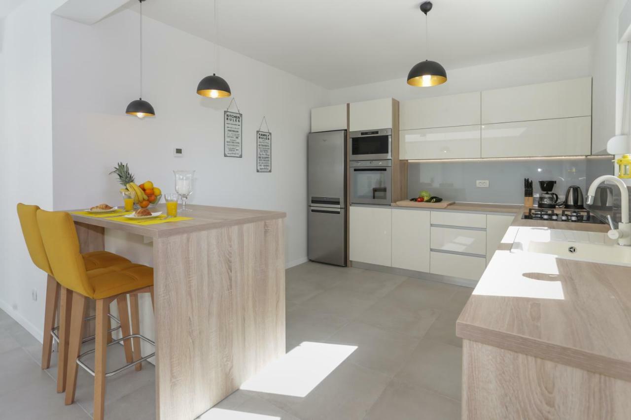 Life - New And Luxury Holiday House Kaštela 외부 사진