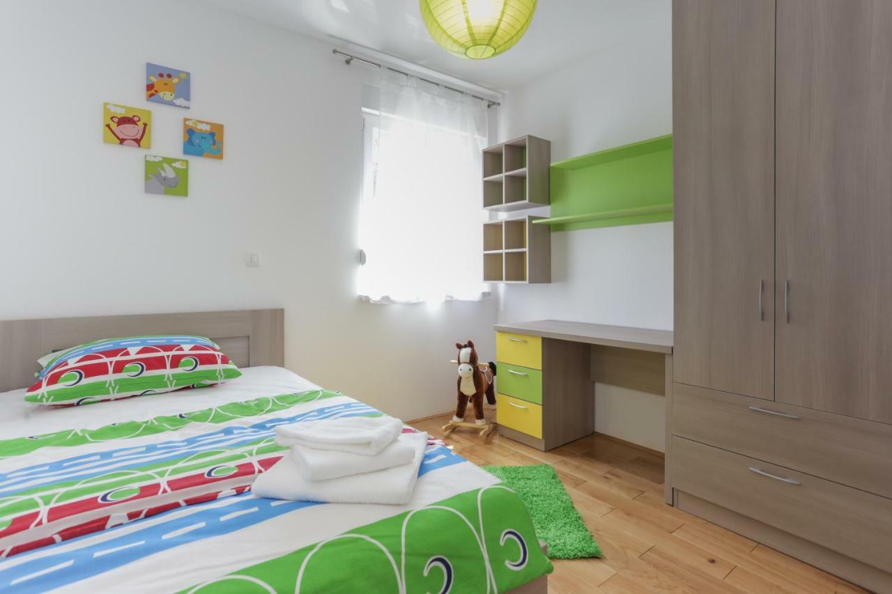 Life - New And Luxury Holiday House Kaštela 외부 사진